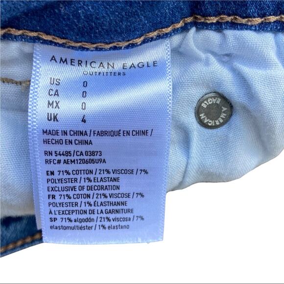 American Eagle Hi-Rise Shortie Distressed Stretch Blue Jean Shorts Size 0 - Picture 4 of 5